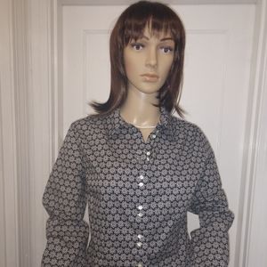 Gap black with white flowers button down shirt EUC